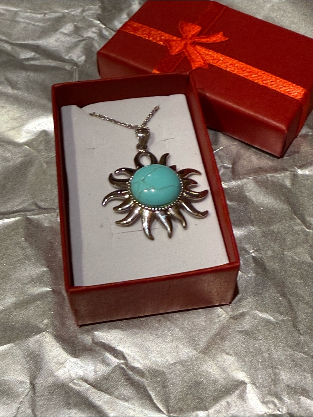 NWT R.H. Macy & Co. Sterling Silver Turquoise Sunburst Pendant Necklace 925